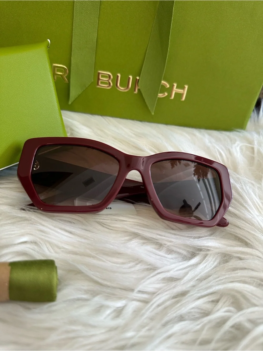 Tory Burch KIRA OVERSIZED GEOMETRIC SUNGLASSES